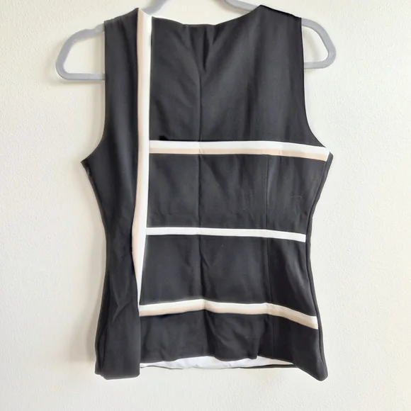 White House Black Market Fitted Black and White Sleeveless Top Size 6 - Picture 3 of 7